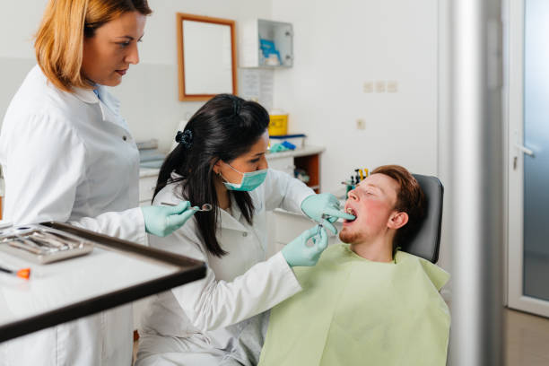 Best Emergency Treatment for Dental Infections or Abscesses in Hampton Beach, NH